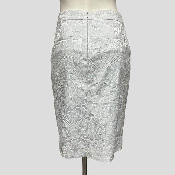 Melanie Lyne Textured Filigree/Brocade Pencil Light Silver/Grey Midi Skirt - Picture 2 of 11